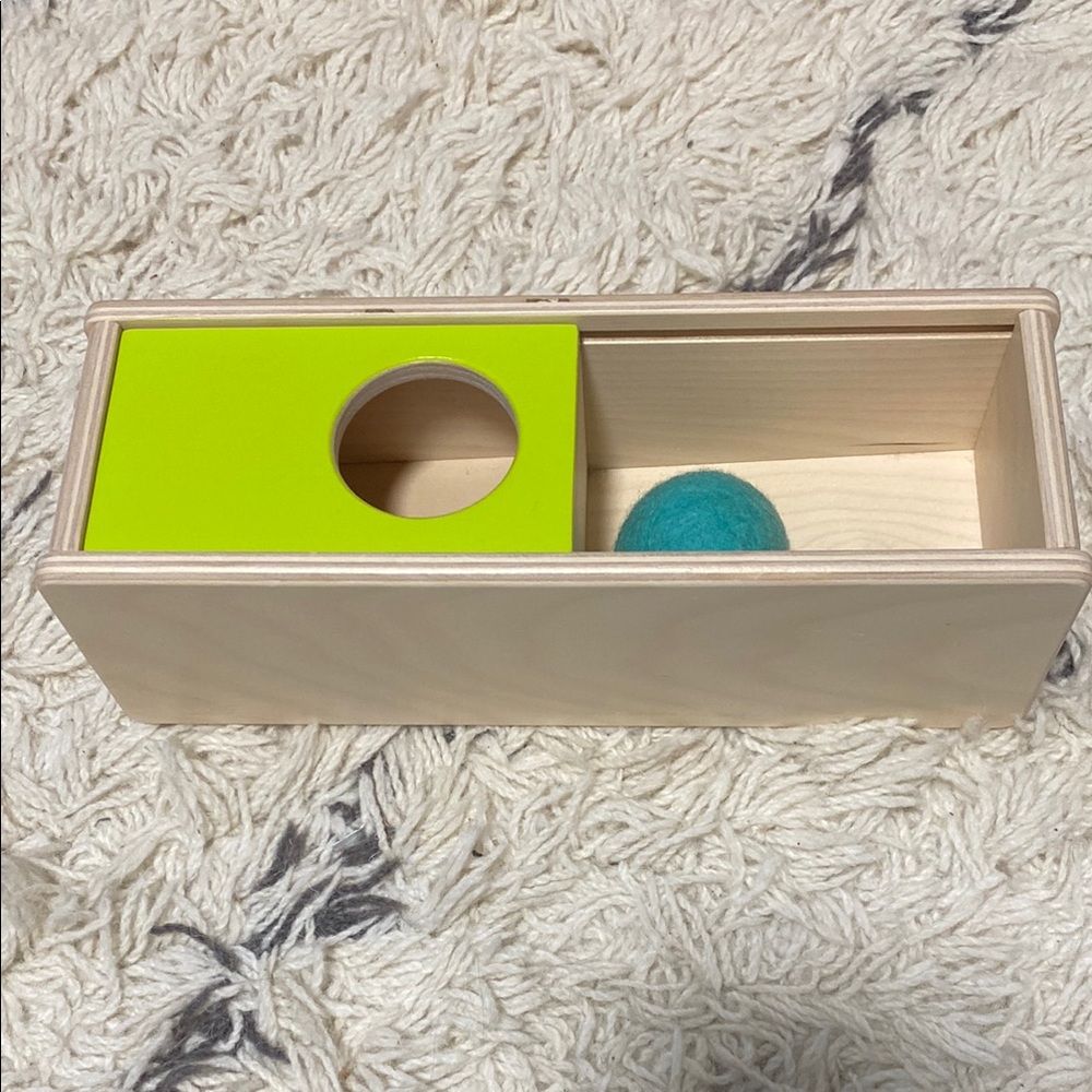 Lovevery Sliding Top Box